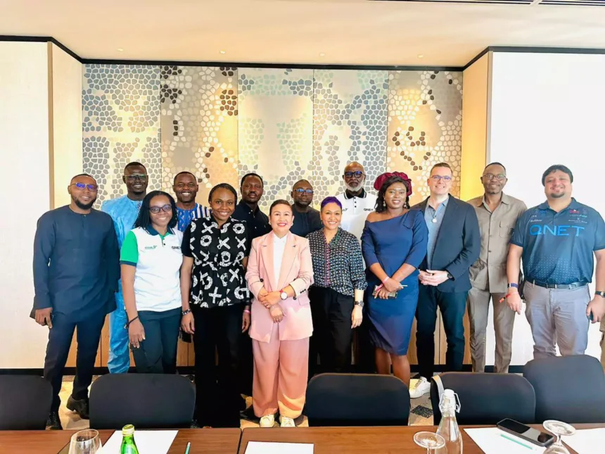 Cinq journalistes de Sierra Leone, du Ghana, du Nigeria, du Sénégal et du Burkina Faso se sont lancés dans un voyage en Malaisie pour découvrir la vérité sur QNET, l'une des sociétés de vente directe les plus parlées d'Afrique de l'Ouest. Invités par QNET, ces journalistes chevronnés avaient pour objectif d’enquêter directement sur les opérations, les produits et le modèle économique de l’entreprise.